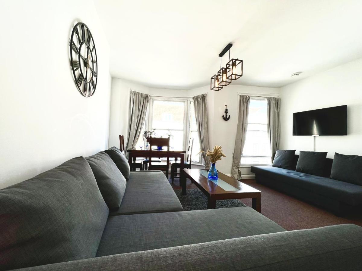 Blue Lighthouse Apartment Scarborough Exterior foto